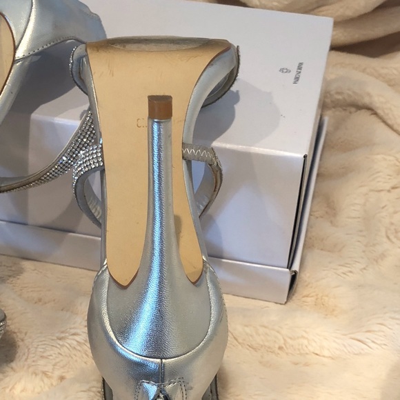Stunning Steve Madden Crystal Shoes - Picture 6 of 8